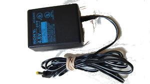 Sony Power Adapter AC-E455D - Input AC 220/230V - 50/60Hz - 6W - Output DC 4.5V - 500mA for CD Discman Player