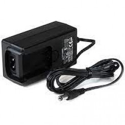 StarTech.com Replacement 5V DC Power Adapter - 5 Volts, 3 Amps - Power adapter - AC 100-240 V